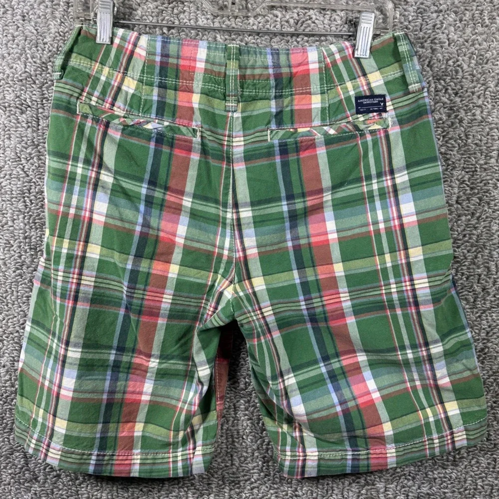 American Eagle Outfitters Plaid Shorts Classic Length Green Cotton Chino Mens 28
